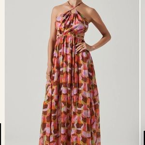 ASTR Sivana Halter Neck Geo Print Midi Dress